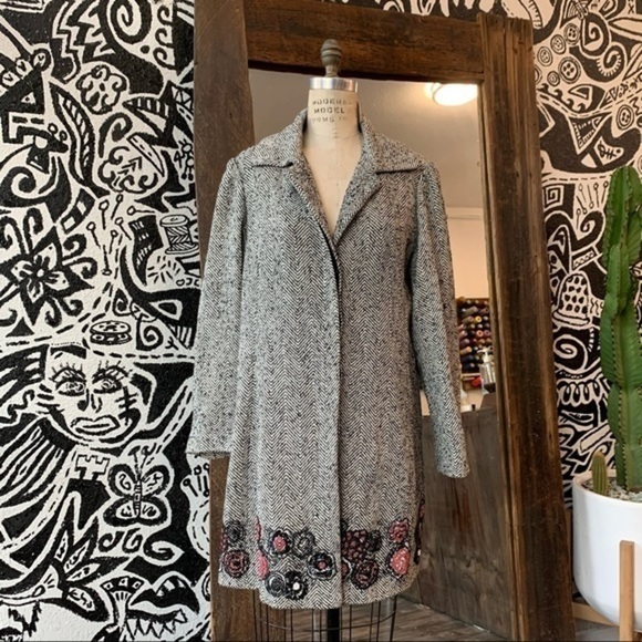 COPY - Embroidered Wool Coat Size XL - Picture 14 of 14